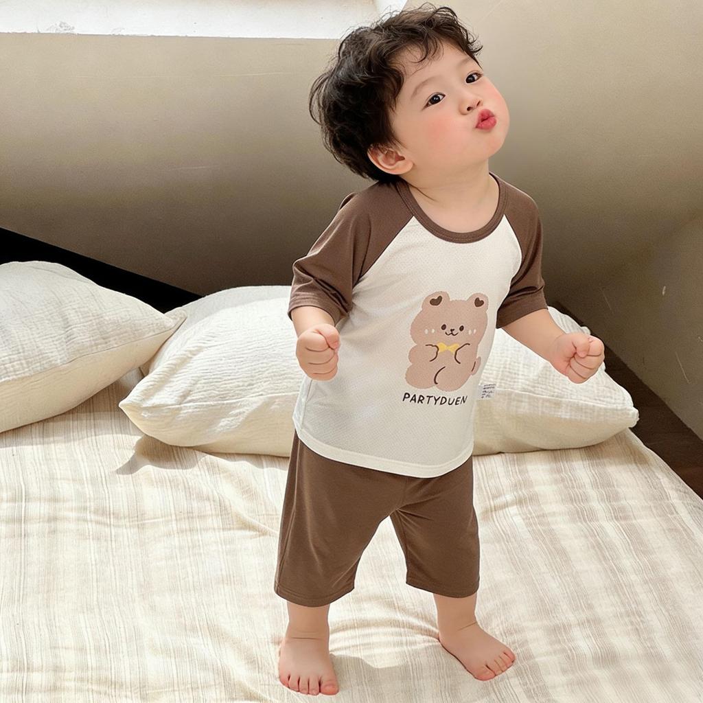 Sommer-Schlafanzug-Set mit Sieben-Ärmeln aus Eis-Seide für Kinder – Süße Loungewear für Jungen & Mädchen