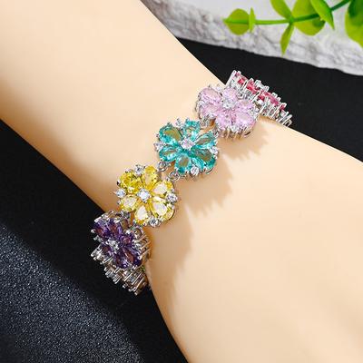 New Colored Zircon Flower Bracelet Women's Light Luxury Fashion Diamond-encrusted Jewelry Multi-color Optional