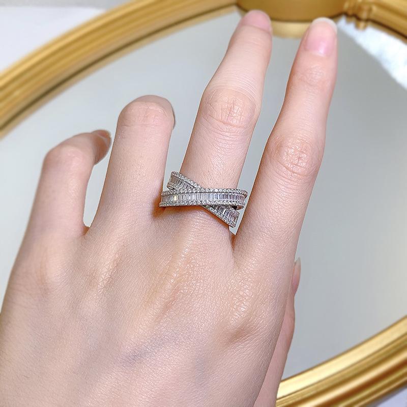 Ušlechtilý dámský prsten plný diamantů 925 stříbrný prsten s tenkou vrstvou