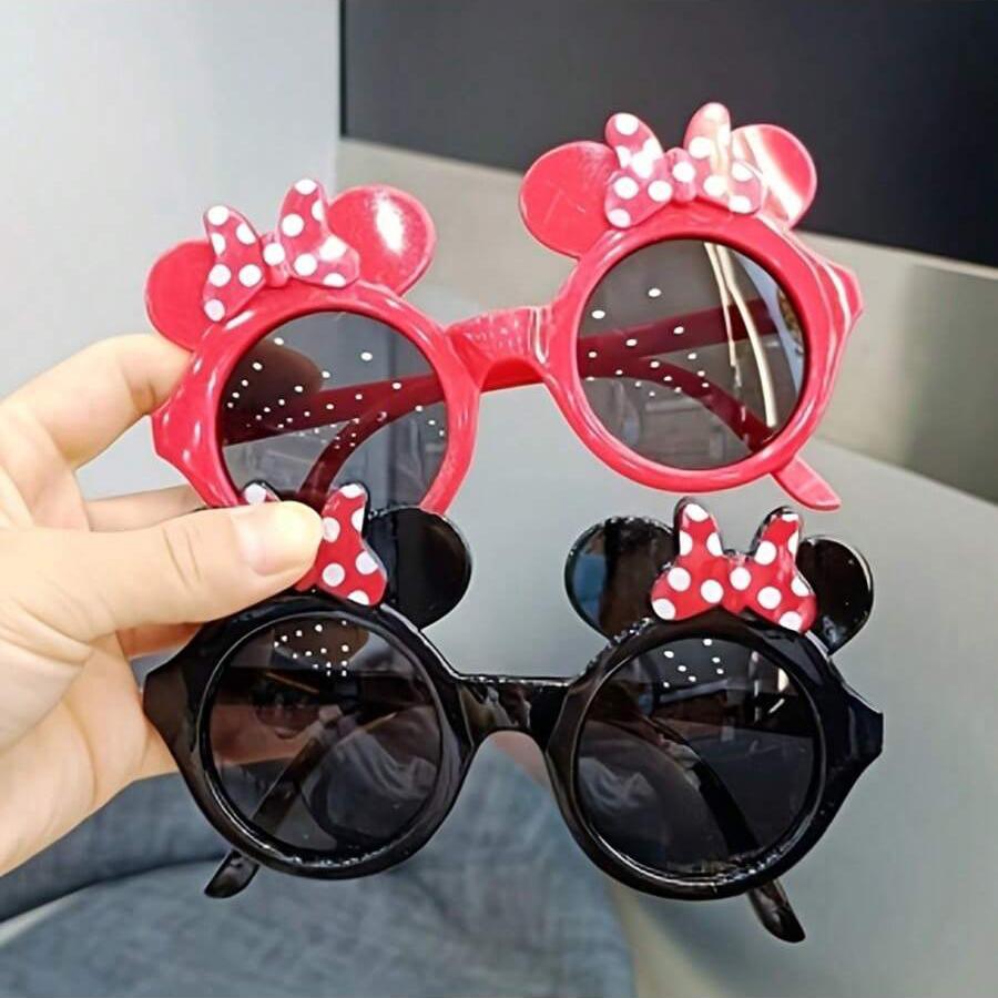 MINISO Minnie Mouse Cat Eye Fashion Glasses - Chic Fashion Party Accessories, Red and Black, Polka Dot Details, Plastic Frame