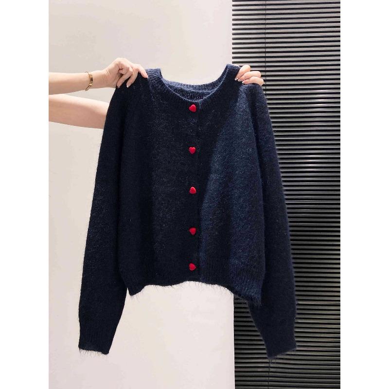 Age-reducing lazy wind loose sweater jacket women's autumn love button-up knitted top shoulder-sleeved cardigan