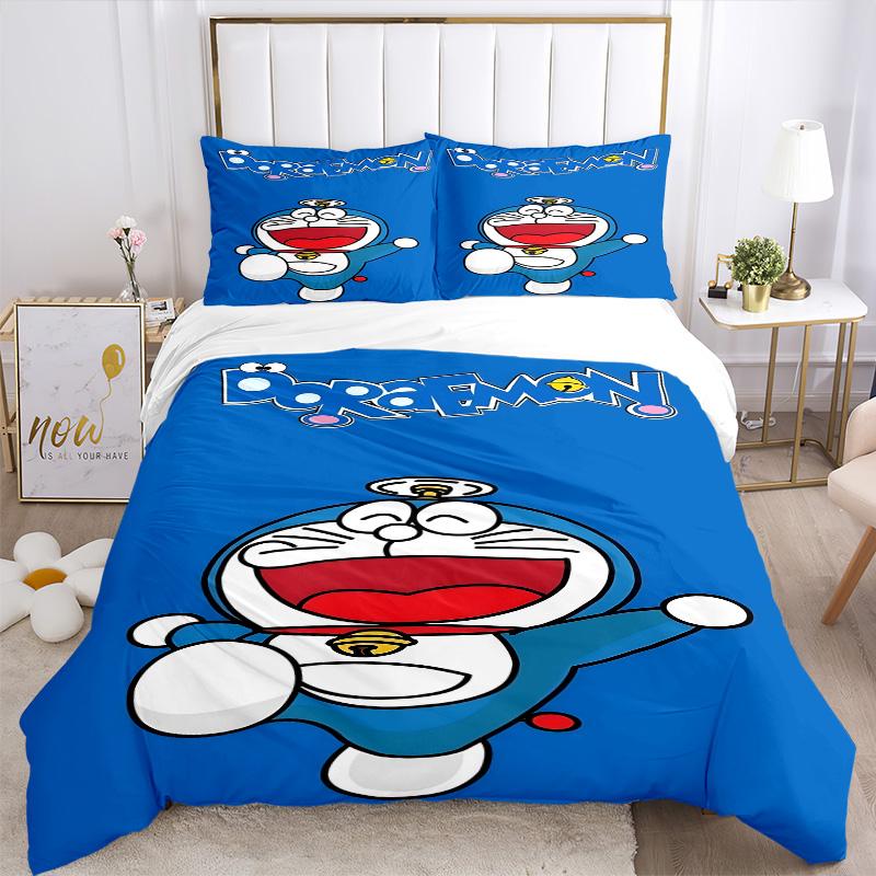 Set Lenzuola 3 Pezzi Stampa Doraemon Adventure Copripiumino con 2 Federe Cuscino Regalo di Compleanno per la Casa