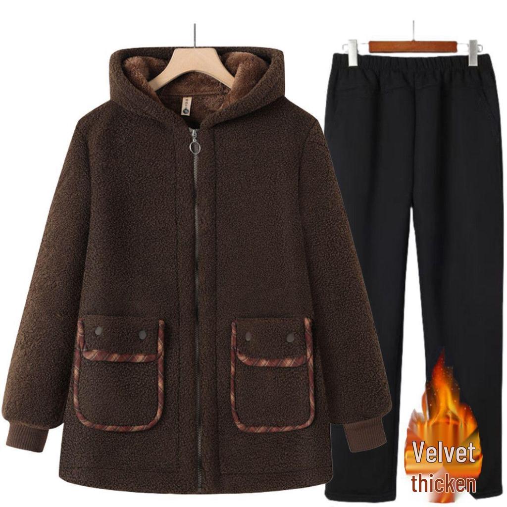 Mom's Plus Size Lambswool Hooded Jacket - Velvet Thickened Winter Coat for Middle-Aged & Elderly Women