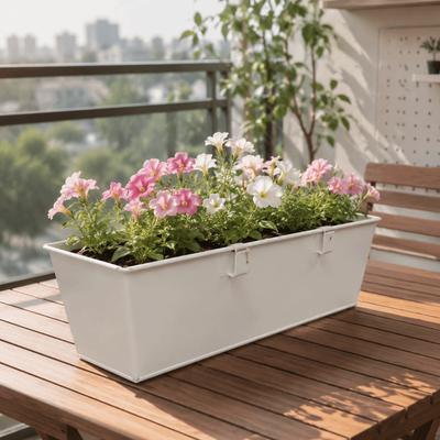 Modern Outdoor Plants Planter Metal Iron Wall Mount Hanging Flower Pots Weather-Resistant Window Box Window Box Wall Mount