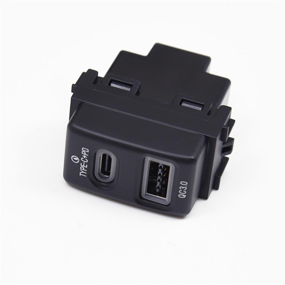 18W Car Charger Type-C+QC3.0 Fast Charging Fit For Nissan Patrol Y61 Y62 Altinma