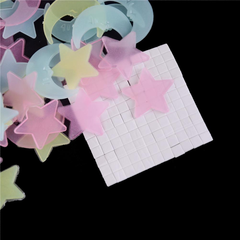 100pcs Cartoon Fluorescent Stickers Moon Star Glow in the Dark Luminous Paste Ceiling Decoration Children Baby Toys