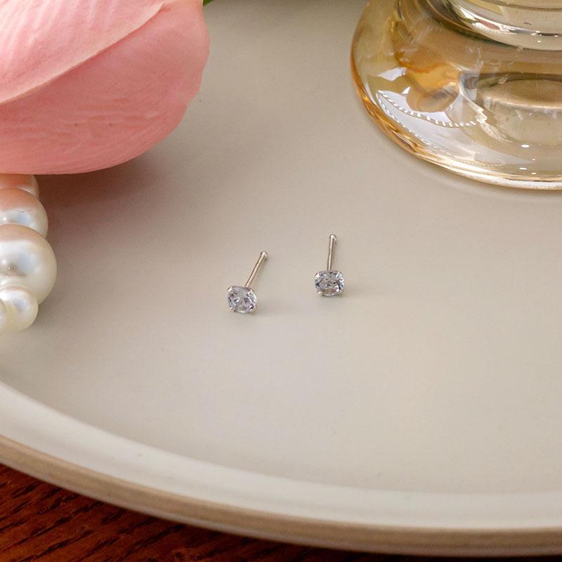 Simple And Small Zircon Stud Earrings, Light Luxury And High-End Daily Commuting Earrings, Mini Earbone Stud Women