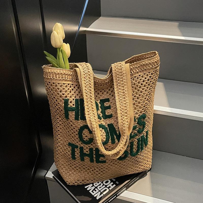 Large Capacity Tote Straw Bag New Summer Fashion Shoulder Straw Bag Woven Bag Women's Seaside Vacation Beach Bag