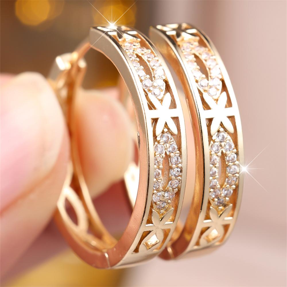 Geometric Stone White Zircon Vintage Hollow Hoop Earrings For Women Trendy Gold Color Ear Buckle Wedding Jewelry Versatile Gifts