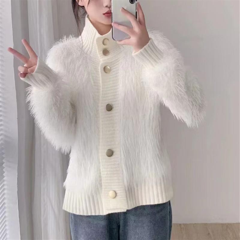 

Temperament high sense imitation mink velvet cardigan women autumn and winter soft waxy lazy wind thick warm turtleneck sweater jacket women 49-241 (average size) білий
