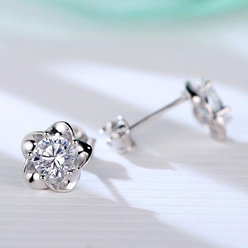 925 Sterling Silber Schmuck Damen Mode Niedlich Klein Klar Kristall Zirkonia Steckerohrringe Geschenk für Mädchen Teenager Damen R003