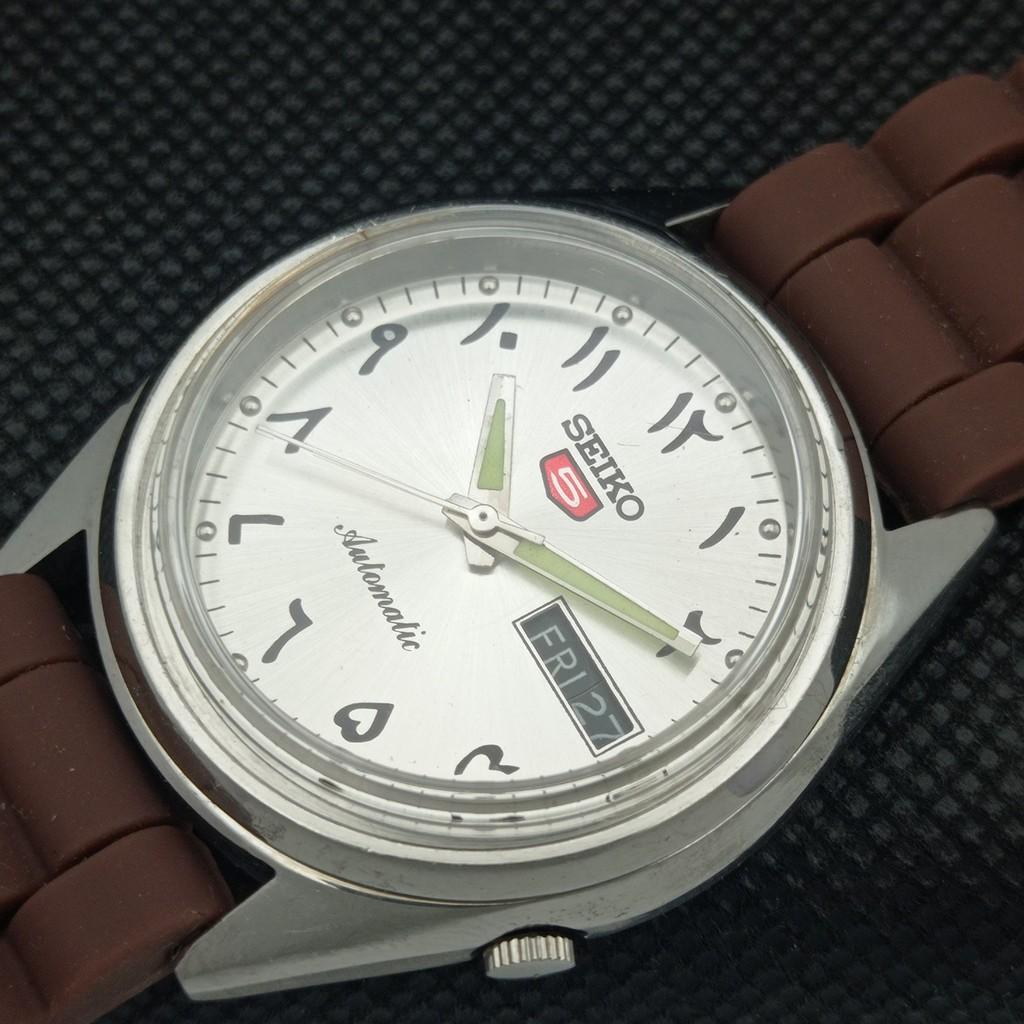 USED VINTAGE SEIKO 5 AUTO JAPAN MENS DAY/DATE ARABIC SILVER WATCH 603-a313774-2 SKU603-a313774