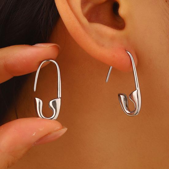 Sicherheitsnadel Ohrringe für Damen Minimalistische Hoop Pin Ohrringe Moderne Ohr-Creolen Stecker für täglichen Schmuck Street Dating Party