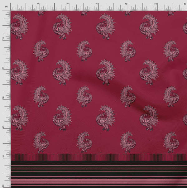 Soimoi Japonská krepová saténová látka pruhovaná a s panely s pávím vzorem, potisky po metru 42 palců