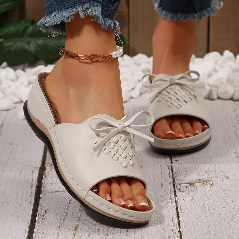 Spring and summer new slope heel slippers women's thick bottom women's sandals casual light large size ladies