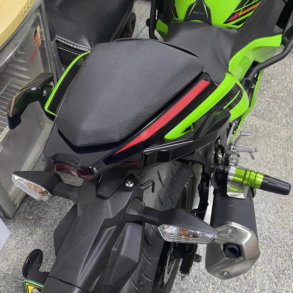LEDISHUN Motorcycle Assist Grips, Side Grips (Black) for Kawasaki Ninja 400 Z400 (2018-2023) and Ninja 250 Z250 (2019-2023)