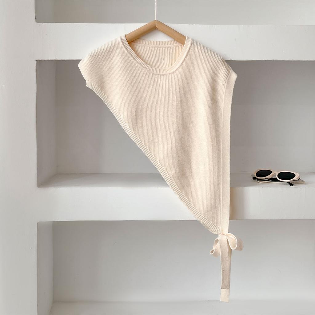 Fashion Versatile Women's Skew Triangle Shawl Autumn And Winter New Women's Shawls Senior Sense Retro Niche Design