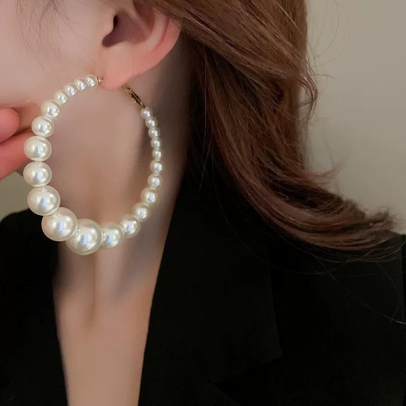 New Design Sense Oversized Pearl Circle Earrings Women, Exaggerated Personalized Earrings Geometric Earrings