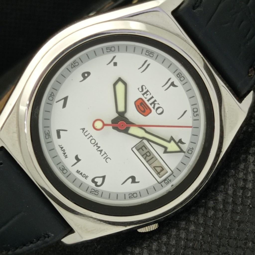 

Б/У винтажные часы SEIKO 5 AUTOMATIC 7009A JAPAN MENS D/D ARABIC WATCH 594a-a311779-2 SKU594a-a311779