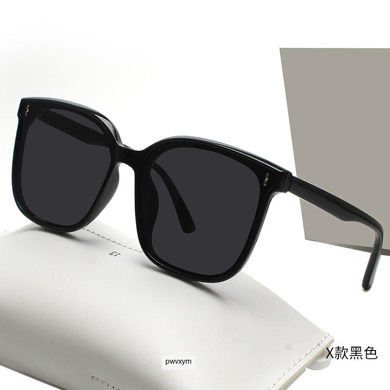 

2023 New Sunglasses Men s Luxury Anti-UV Glasses Fashion Ladies Long Frame Eyewear UV400 Oversize Square Oculos De So Sunglasses