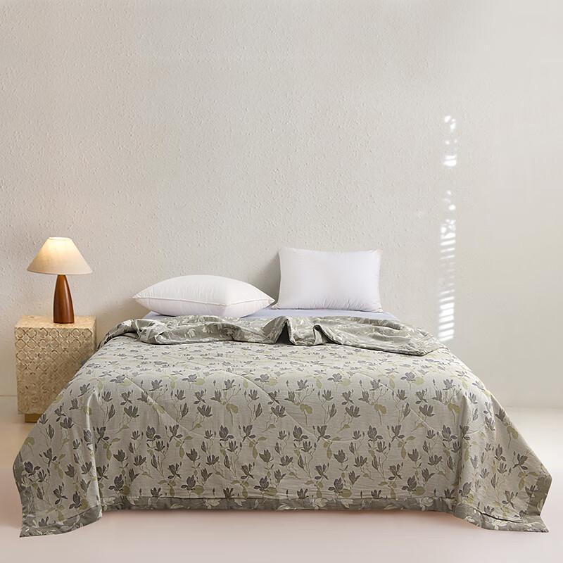 Washable Tussah Silk Summer Quilt with Cotton Gauze Cover