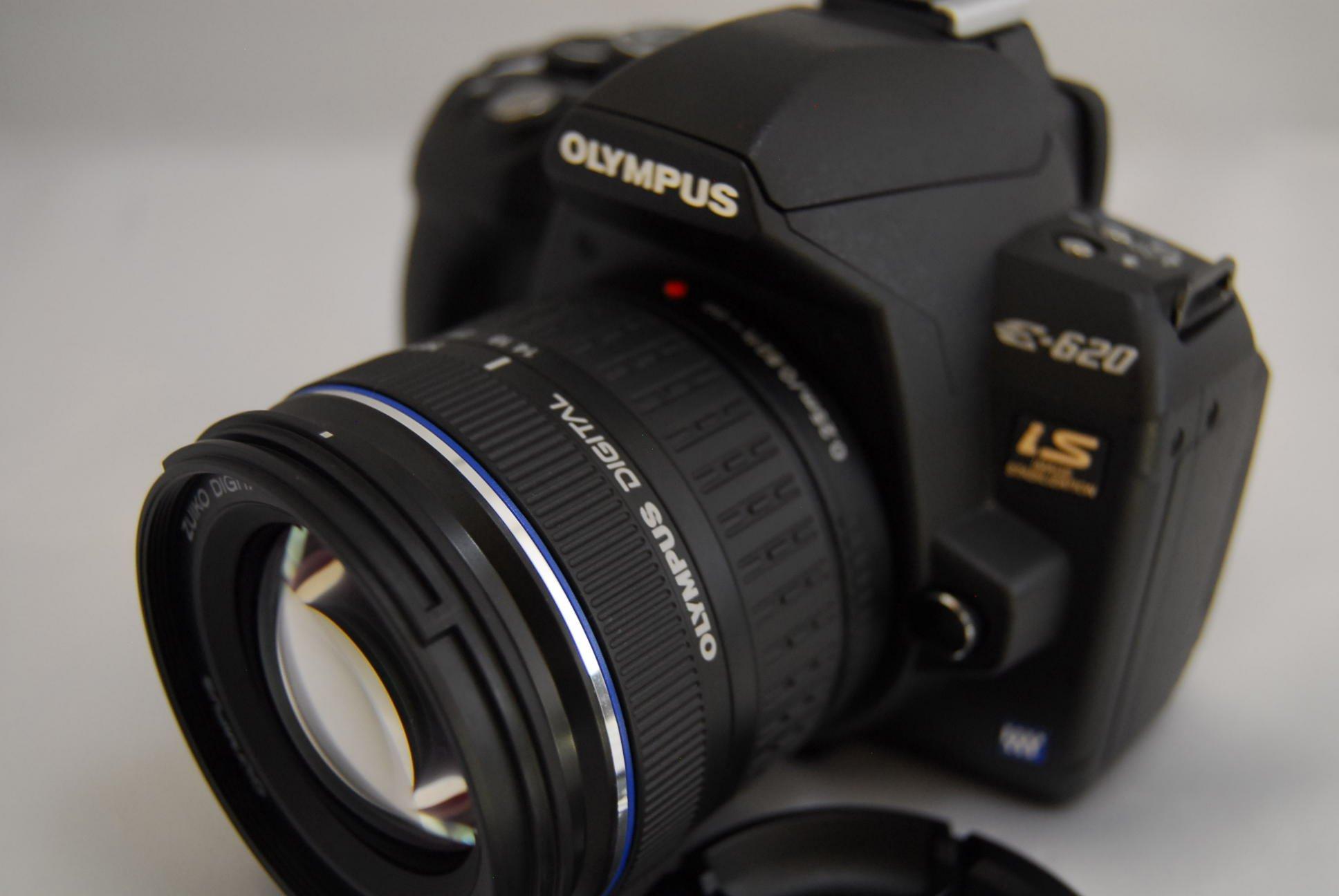 

Комплект об єктивів для цифрових фотоапаратів OLYMPUS однолінзовий E-620