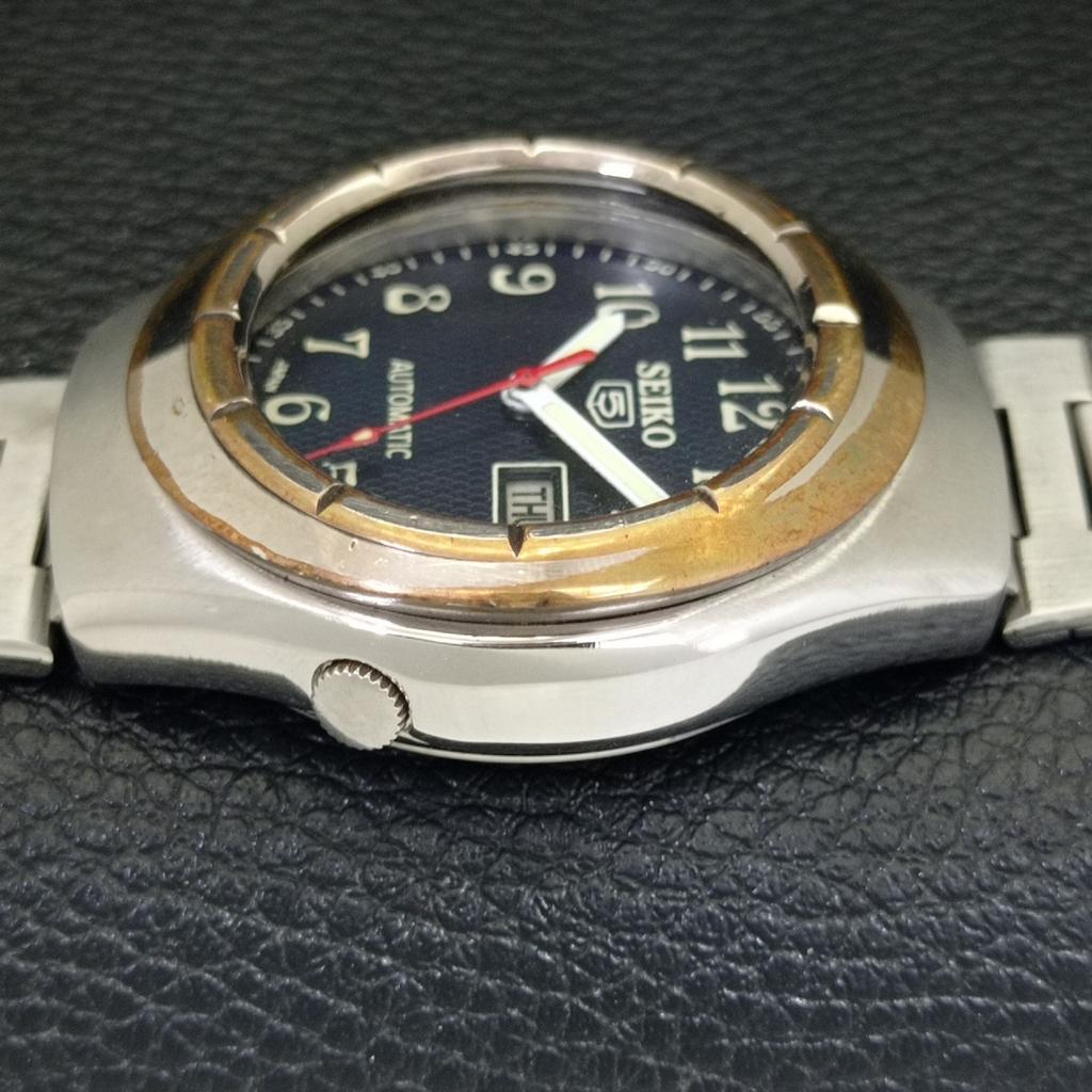 GENUINE VINTAGE SEIKO 5 AUTOMATIC JAPAN 7019A MENS BLUE DIAL WATCH a702399-5 R124-a702399