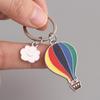 Llavero Colgante Esmalte Arcoíris Globo Aerostático Encanto Portallaves con Nube Sonriente Accesorio Decorativo para Mochila