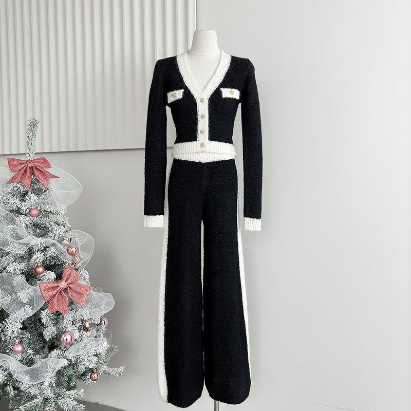 

Набор из двух предметов Chanson Weekend: Контрастный цветной свитер и свободные прямые повседневные брюки Medium