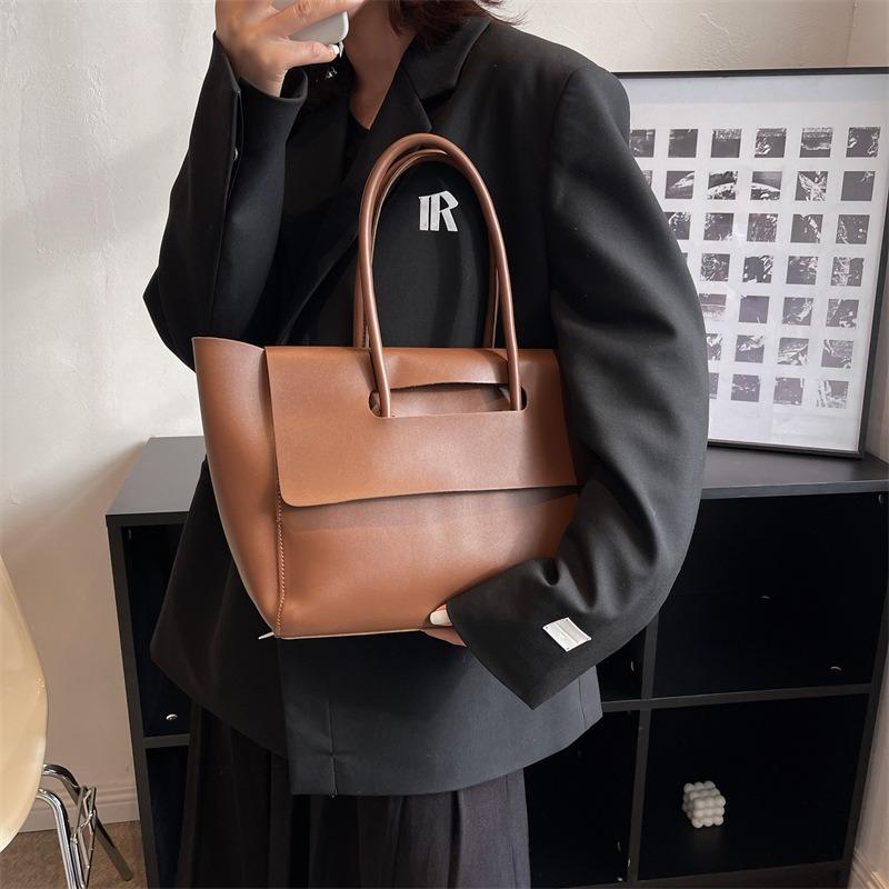 Borsa da donna grande di alta gamma 2026 nuova moda stile coreano borsa a mano di grande capacità borsa a tracolla retro da pendolare