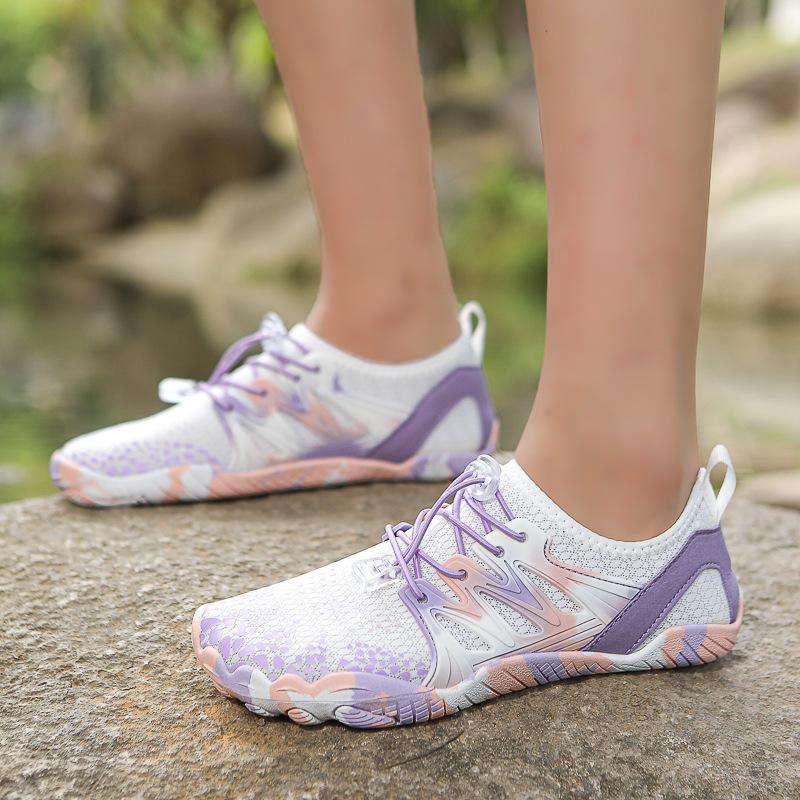 Wholesale beach snorkeling shoes diving shoes men's couple wading swimming shoes red river foot soft sole skin shoes women