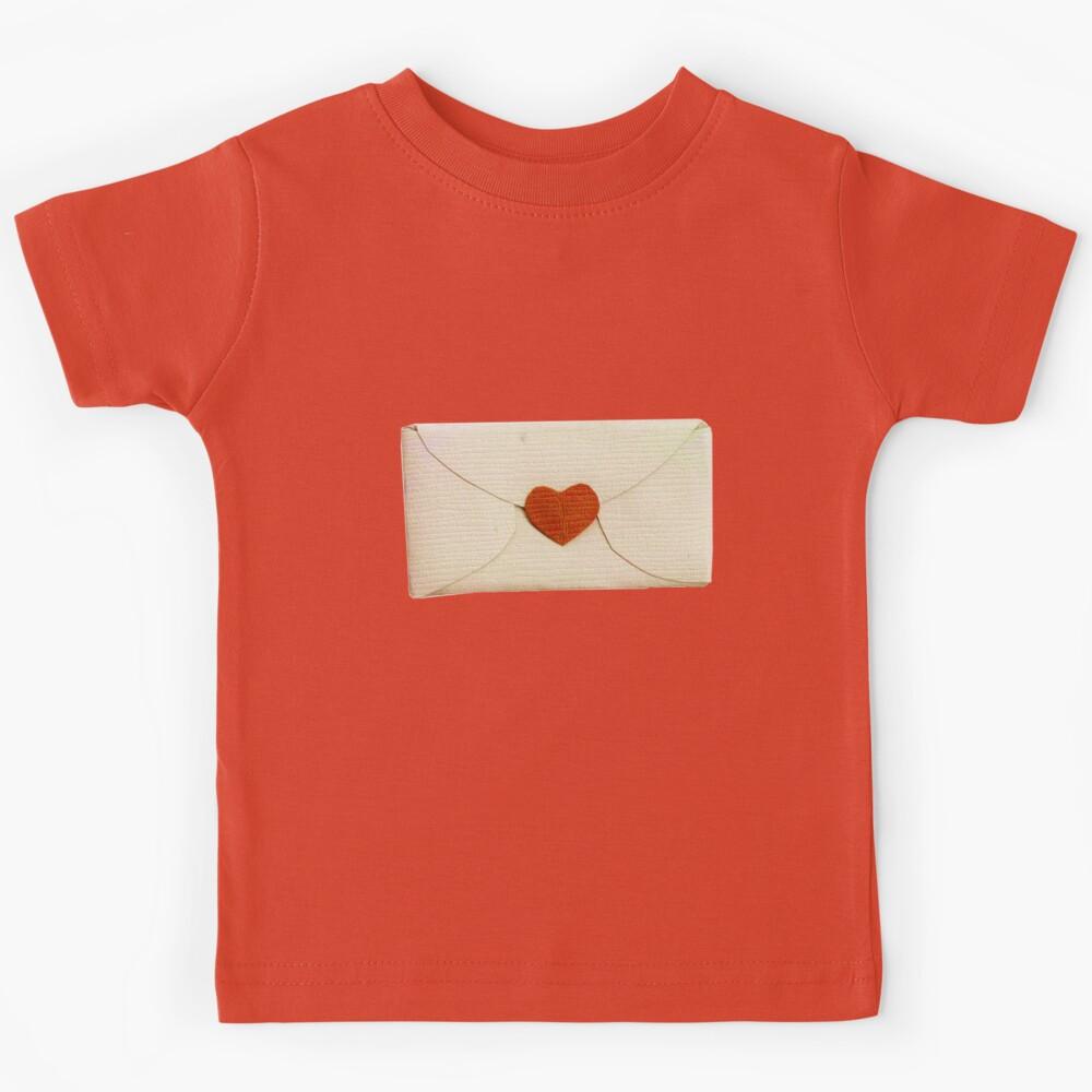 Retro love letter| Vintage love letter design| Nostalgic love note| Old-fashioned love letter Kids T-Shirt 140
