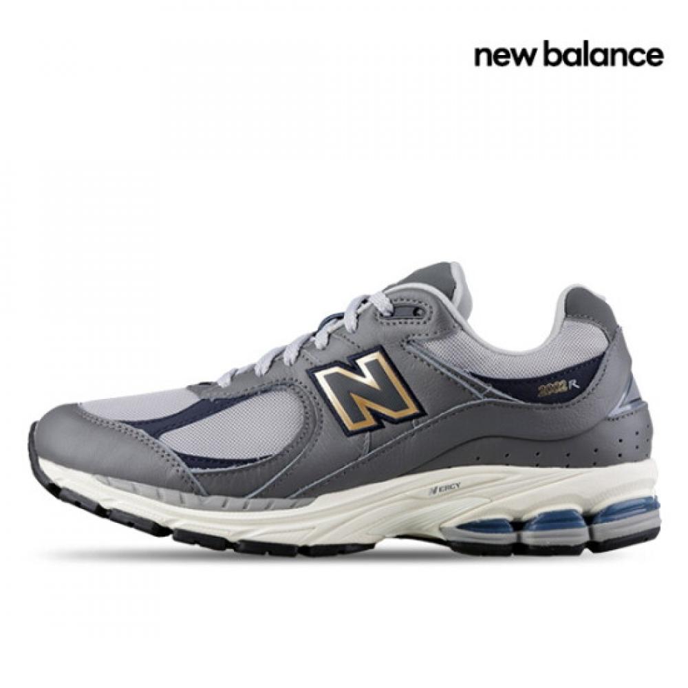 New Balance Men S woMen S 2002 SneakerS caStlerock Gray M2002rhp