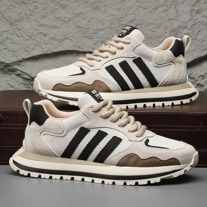 

2025 осень дышащие повседневные туфли мягкая подошва тренд молодежные спортивные кроссовки универсальная цветовая гамма папа один педаль 44