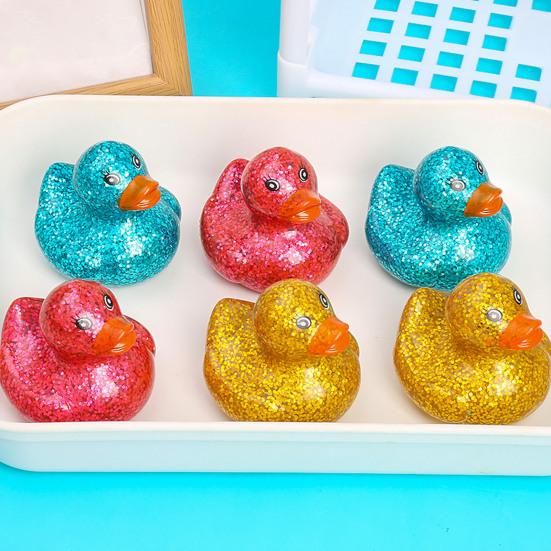 LED Light Up Duck Glow Toy, Glitter Flashing Yellow Duck with Squeaky Sound, Stress Relief Sensory Toy for Kids, Bath Toy for Party Gift