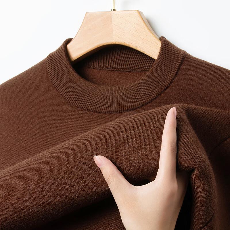 FAPAI Men's Round Neck Solid Knit Sweater