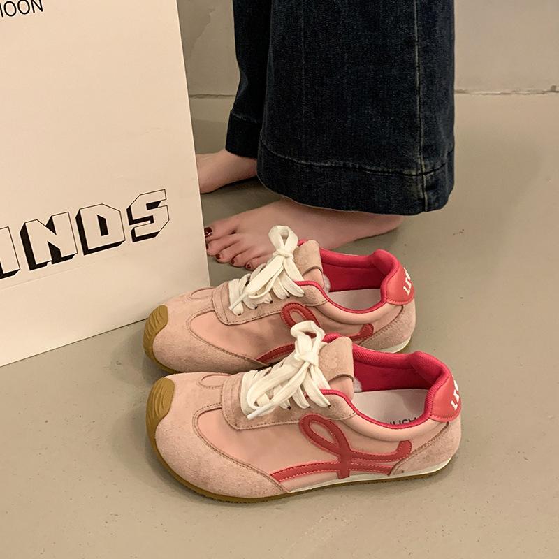 Red German training shoes for women's 2025 new spring retro cute soft-soled sports and leisure versatile Forrest Gump board shoes