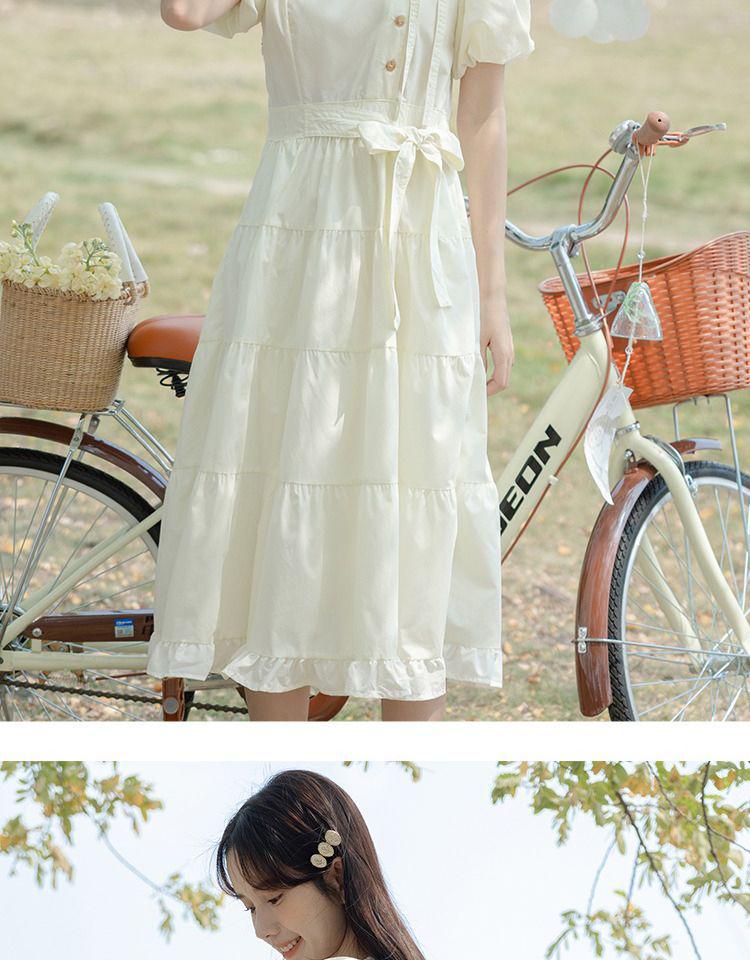 Retro Sommerkleid mit Puffärmeln, Schleifenbändern und taillierter Taille