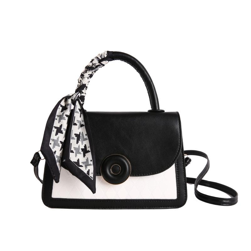 

Fashion splicing contrasting color small square bag new simple personalized handbag trendy versatile shoulder messenger bag чёрный