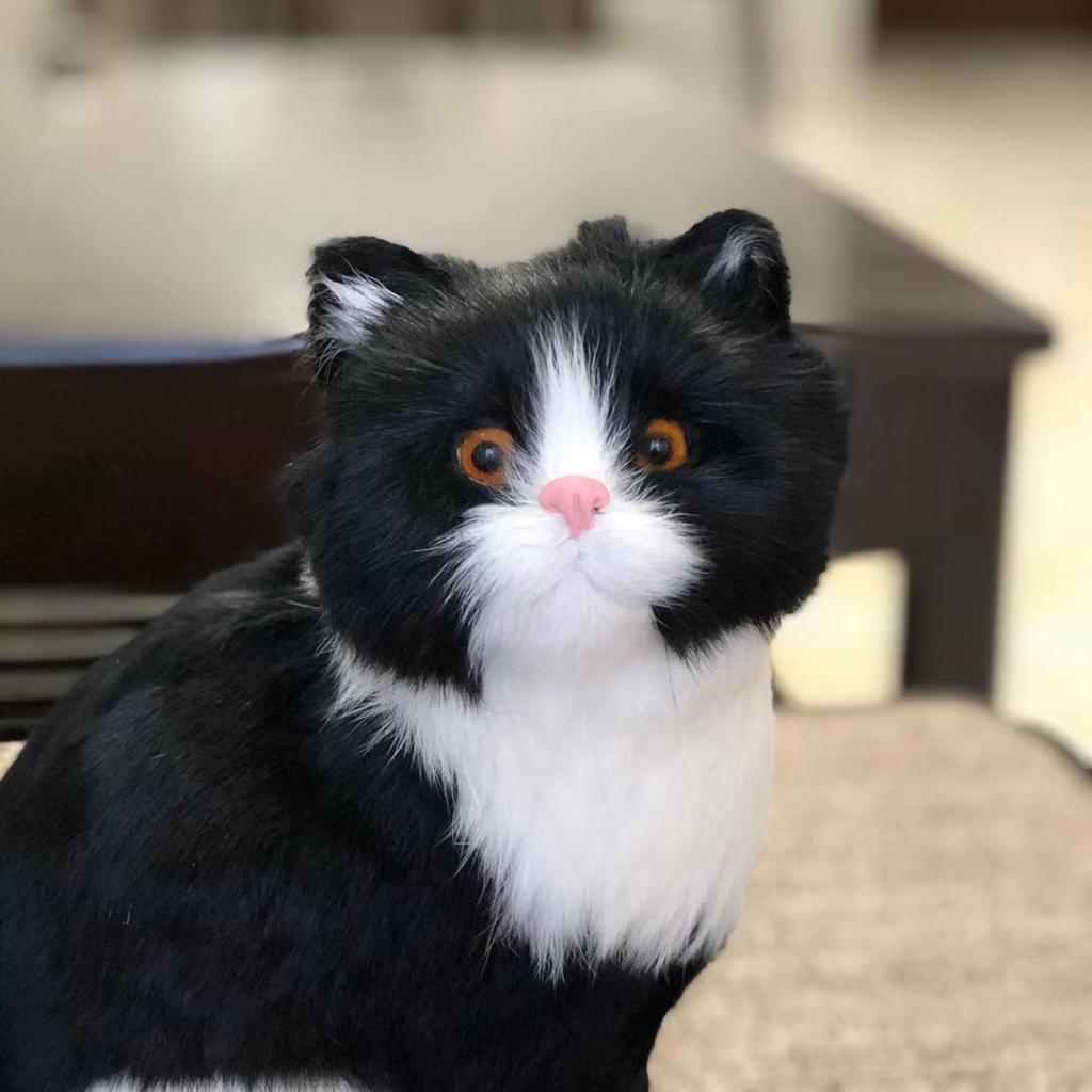 Simulated Kitten Squatting Cat Fur Craft, Zodiac Animal Figurine Toy for Dogs, Cats, and Rabbits.