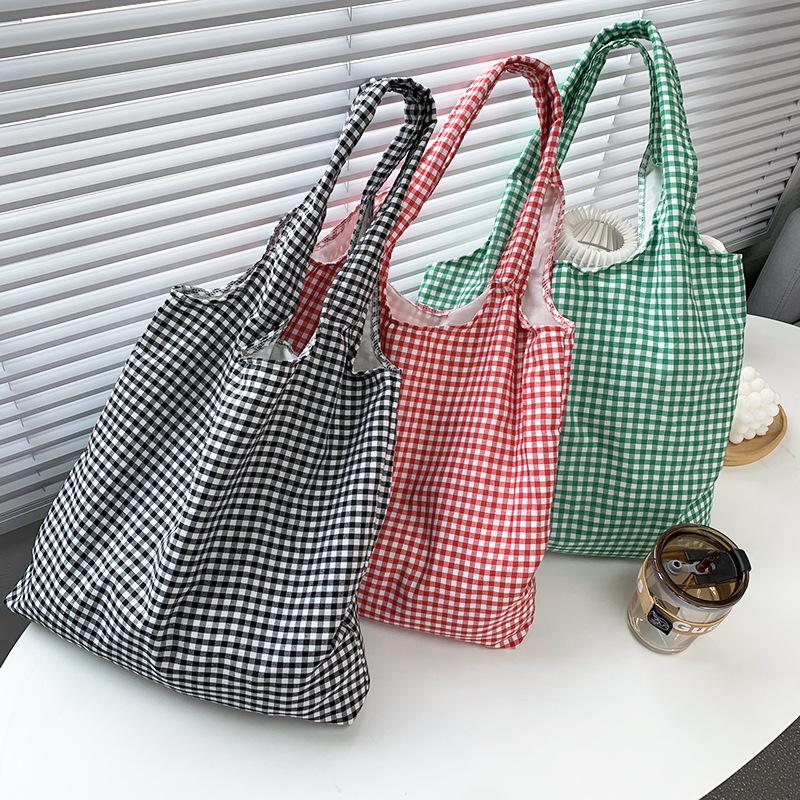 Korean Retro Plaid Canvas Shoulder Bag for Female Students - Versatile Large Capacity Shopping Bag