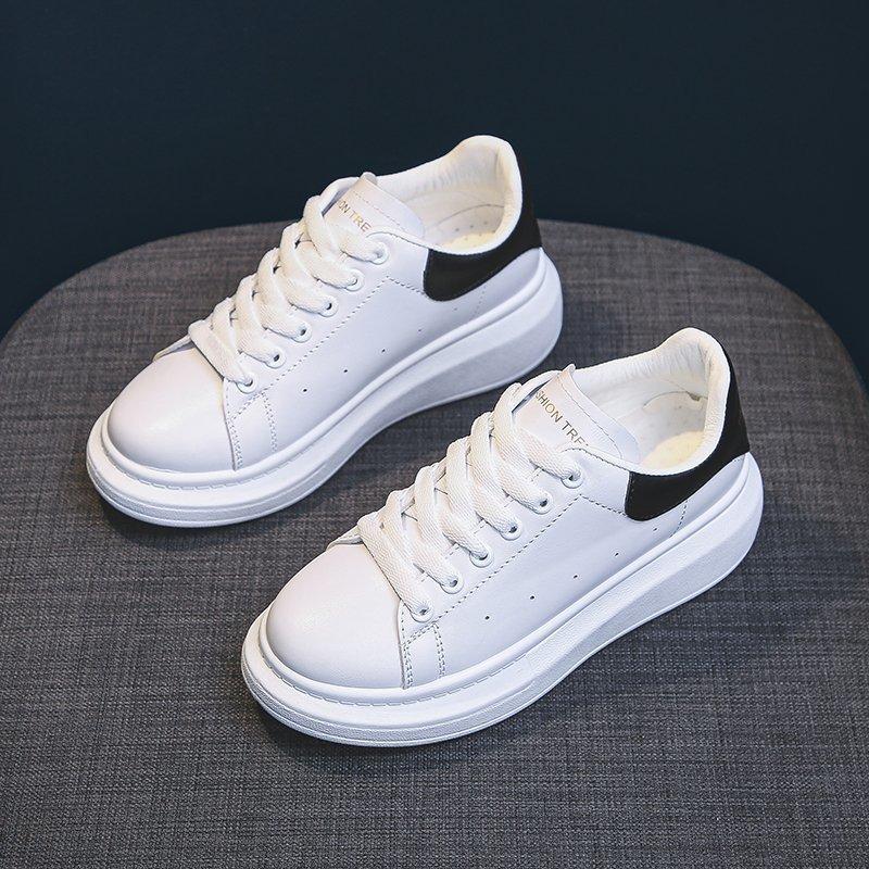 Fashion 2024 Solid Leather Platform Shoes for Women Sneakers Autumn Fashion Sports Little White Shoes Ladies Vulcanized Shoes Large Size