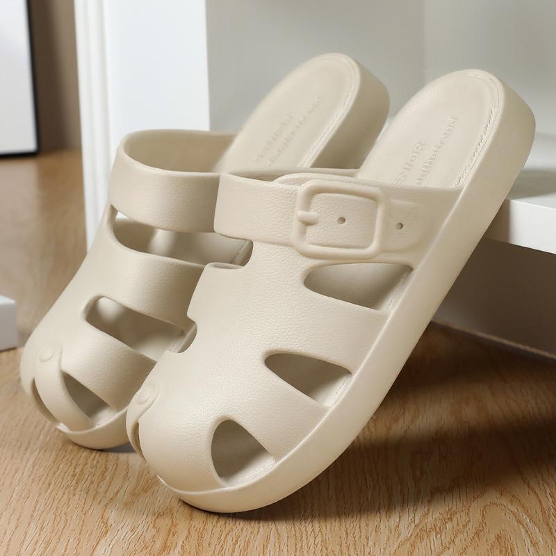 Sandals Men's Summer New EVA Men's Shoes Breathable and Non-smelly Foot Hole Shoes Men's Hollow Outdoor Casual Shoes