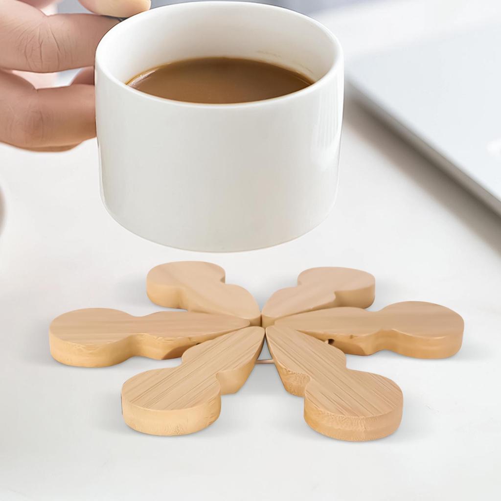 Wood Christmas Tree Trivet Hot Pad, Table Decor Coaster for Kitchen Counter, Teapot Pan Holder Dining Room Protector