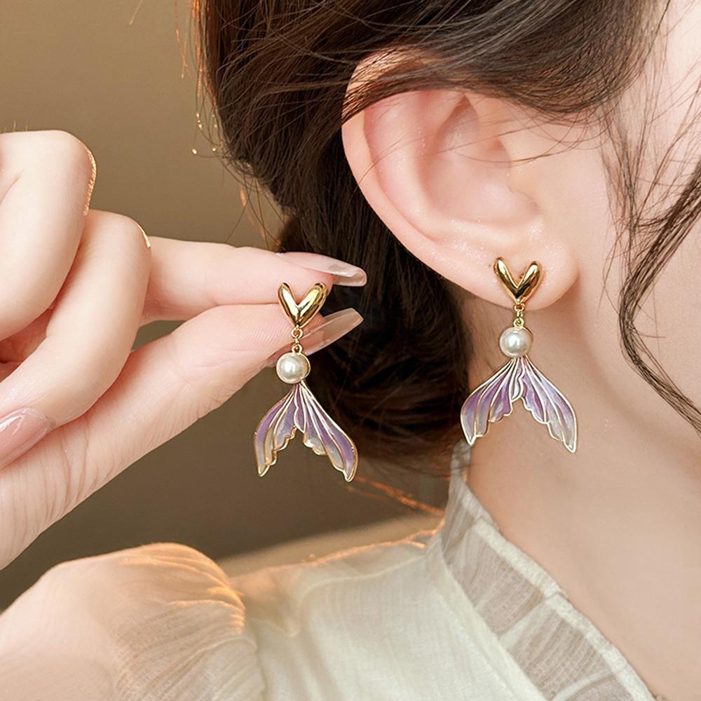 Cartoon Hollow Zircon Fish Earrings New Bohemian Ocean Elements Cute Fashionable Creative Design Earrings Women Holiday Jewelry