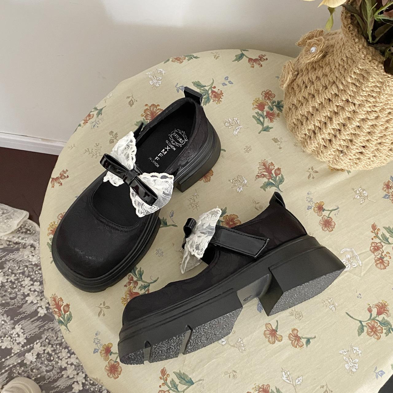 

Белые круглые японские туфли jk с юбкой на платформе, маленькие кожаные туфли для женщин, новые летние туфли Mary Jane 2025 года с неглубоким горлом 39 чёрный