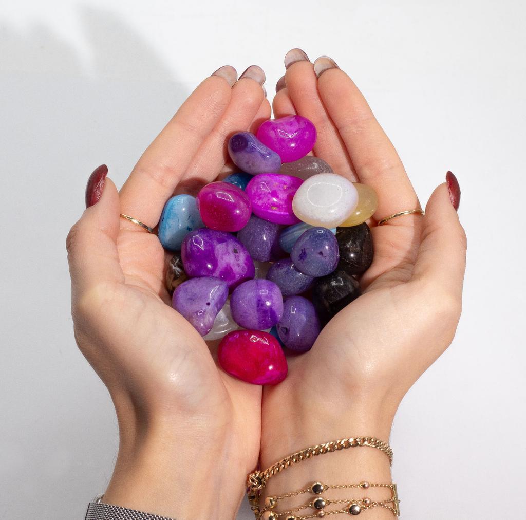 Bulk Treated Mixed Agate – 1kg (approx. 70 Stones) – 7 Colours