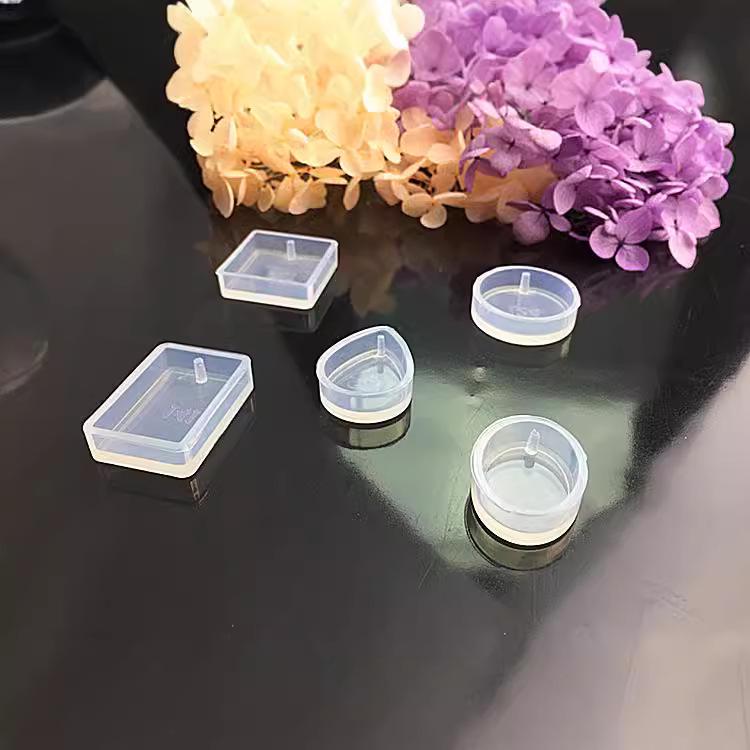 Square Crystal Epoxy Pendant Silicone Mold with Mirror Surface