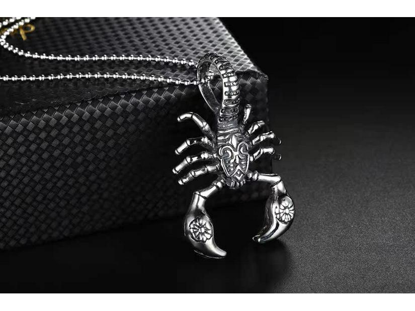 Evropský a americký styl Škorpion Titanová ocel Pánský přívěsek Náhrdelník
