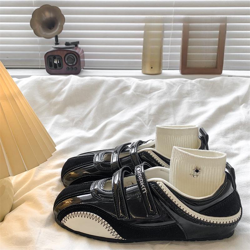 Women's Autumn Lightweight Velcro Mary Jane Sneakers - Thin-soled, Casual Sports, with Inner Height Increase.